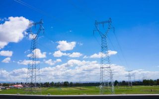 Overhead cable into the ground to help urban construction