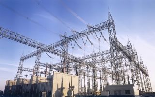 Pakistan reviews CASA-1000 high-voltage transmission project